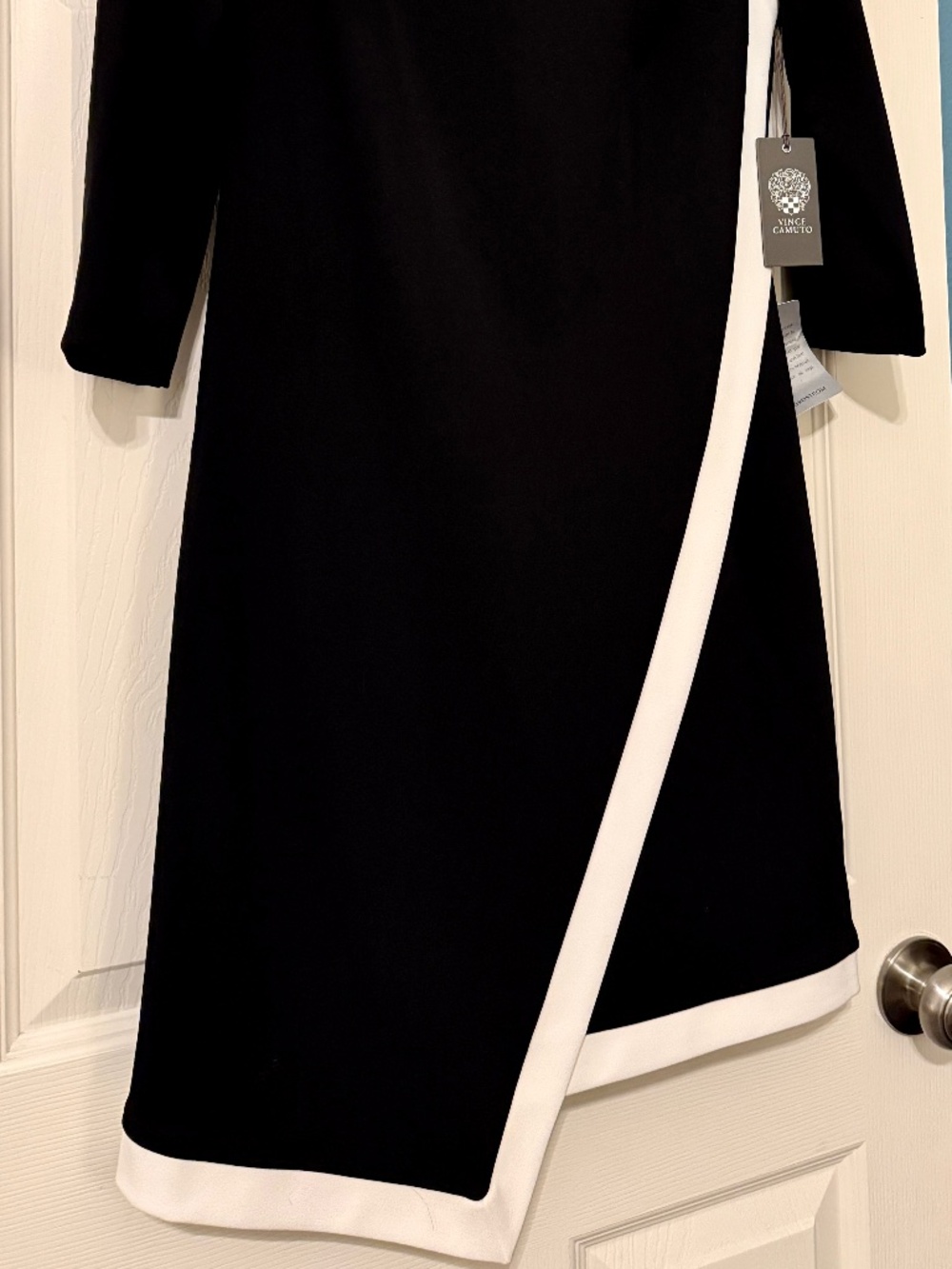 NWT - Vince Camuto Asymmetrical Wrap Bodycon Dress – Black/White Size 6